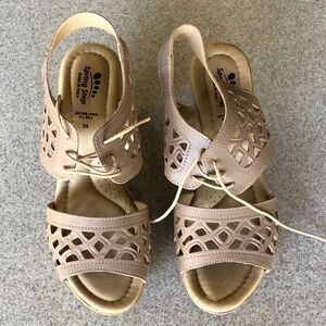 Spring Step Beige Leather Sandals